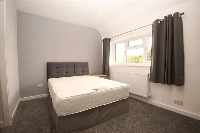 Fir Tree Road, Guildford, GU1, photo 3