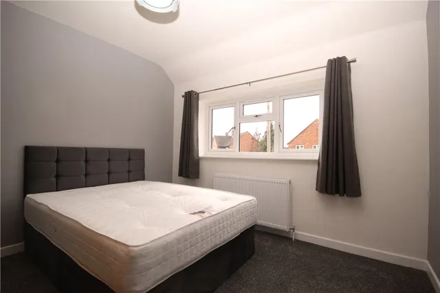 1 bedroom house, Fir Tree Road, Guildford, GU1