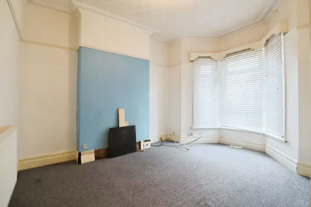 Photo 2 — Diana Street, CARDIFF, South Glamorgan, CF24