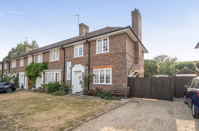 Bassett Green Road, Bassett, SO16, photo 1