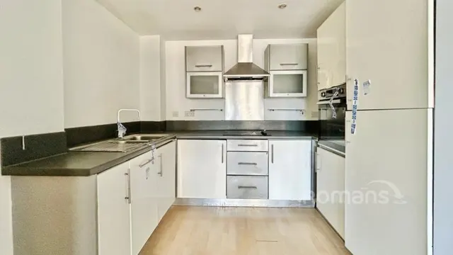 Winterthur Way, Basingstoke, RG21, photo 3