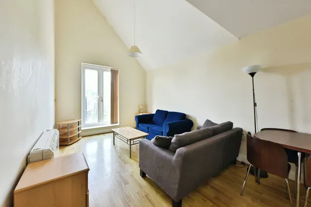 Photo 2 — Lingfield Apartments, 70 Whalley Road, Manchester, Greater Manchester, M16