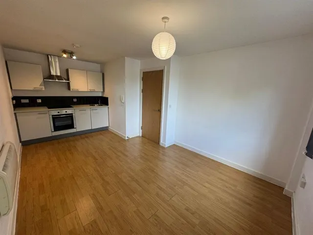 Otley Road, Bradford, BD3, photo 1