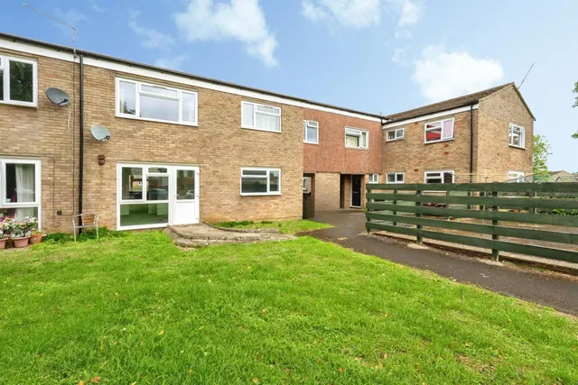 Westcroft, Chippenham, photo 1