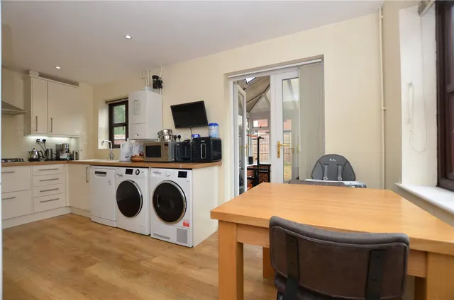 Photo 3 — Camilla Close, Bulford, Salisbury, Wiltshire, SP4 9PE