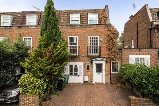 Belsize Road, London, NW6 4RD, photo 1