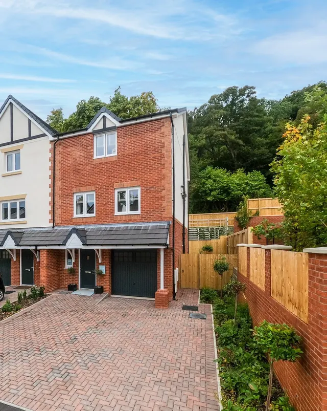 Ffordd Y Creyr Llwyd, Colwyn Bay, photo 1