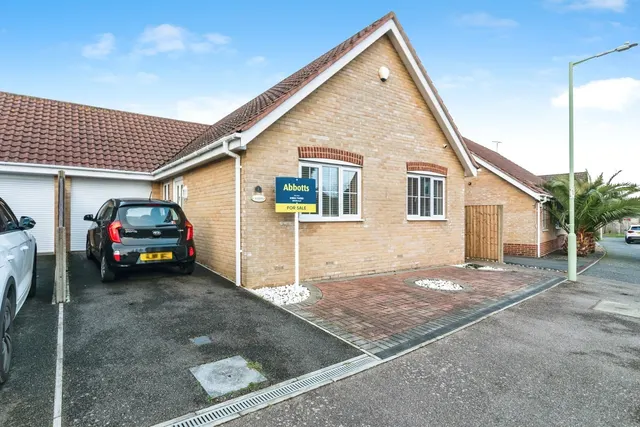 Codlins Lane, Beccles, Suffolk, NR34, photo 1