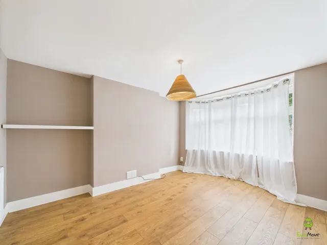 Inglewood Road, Bexleyheath, DA7, photo 2