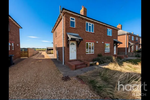 Ugg Mere Court Road, Ramsey Heights, PE26, photo 1