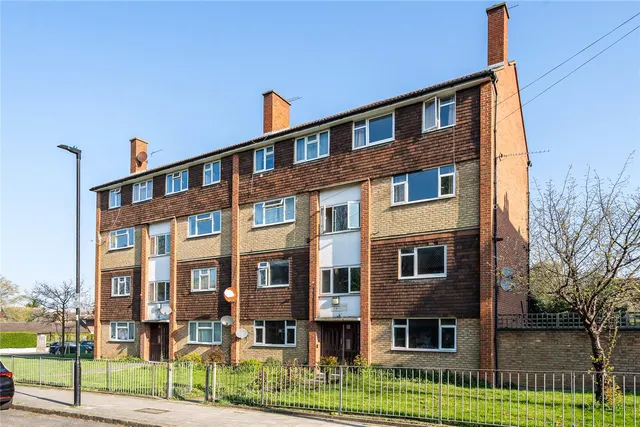 Oakdale Road, London, SW16, photo 1