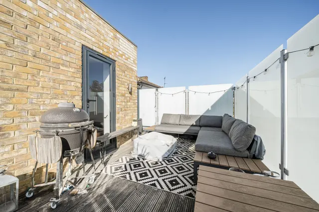 Photo 3 — 30a Wilmot Road, Leyton