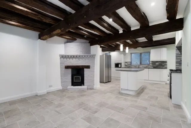 Photo 3 — Peterbrook Road, Shirley, B90