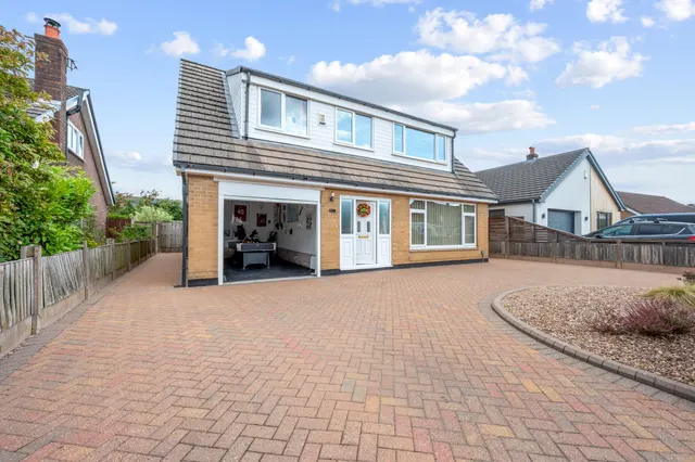 Lime Grove, Lowton, Warrington, WA3 1HN, photo 1