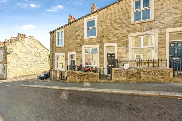 New Market Street, Colne, BB8, photo 1