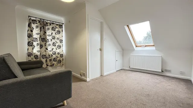 Photo 2 — Cedar Road, Sutton, Surrey, SM2 5DJ