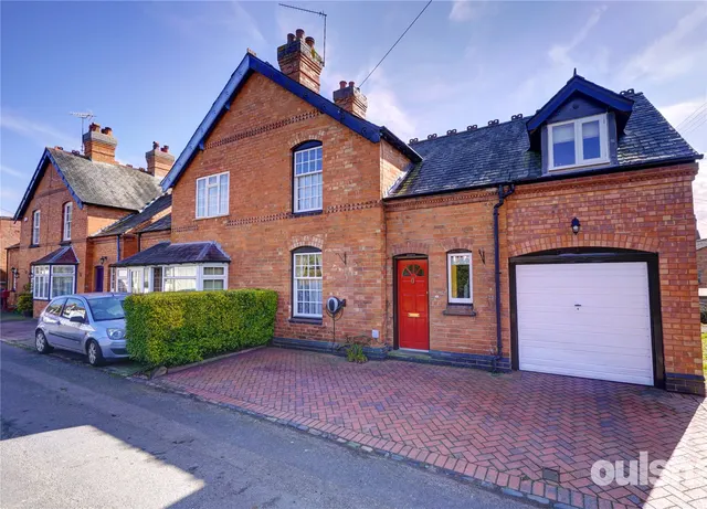 Meadow Lane, Alvechurch, Birmingham, Worcestershire, B48 7LH, photo 1