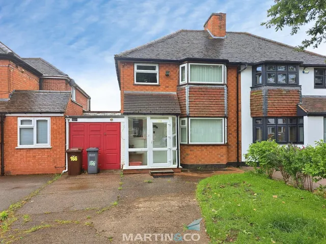 Damson Lane, Solihull, photo 1