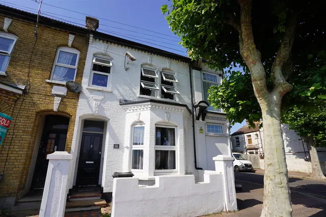 Stanley Road, Southend-On-Sea, photo 1