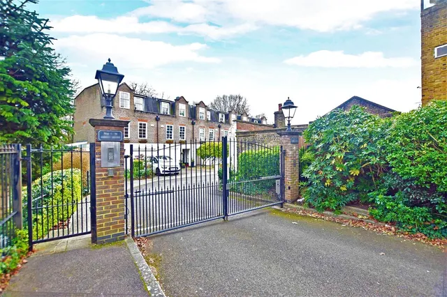 Abbey Mews, Isleworth, TW7, photo 1