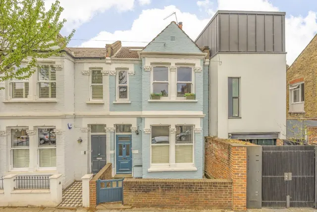 Aslett Street, SW18, photo 1