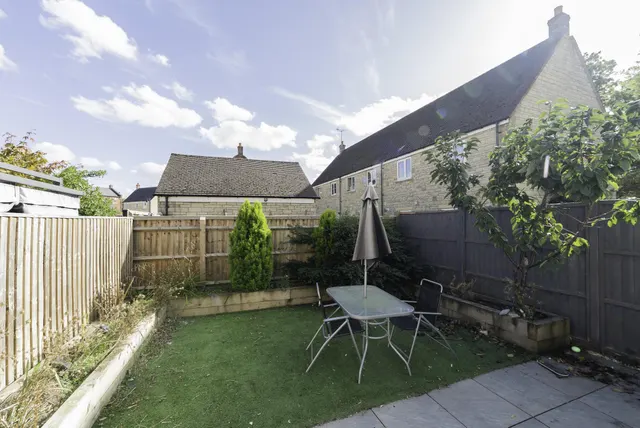 Gaveller Road, Swindon, SN25, photo 2