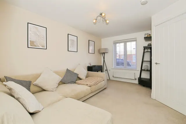 Tayberry Way, Peterborough, PE7, photo 2