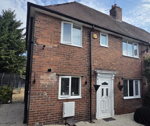 South View, Holbrook, S20