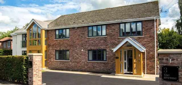The Avenue, Alderley Edge, SK9, photo 1