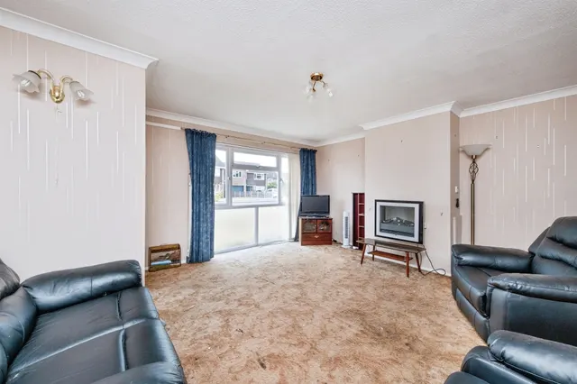 Marlow Drive, Newport Pagnell, MK16, photo 2