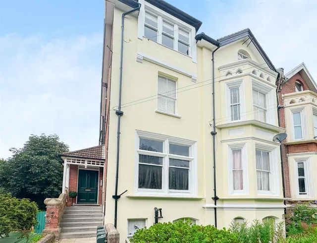Photo 3 — Albany Road, St. Leonards-On-Sea, TN38 0LP