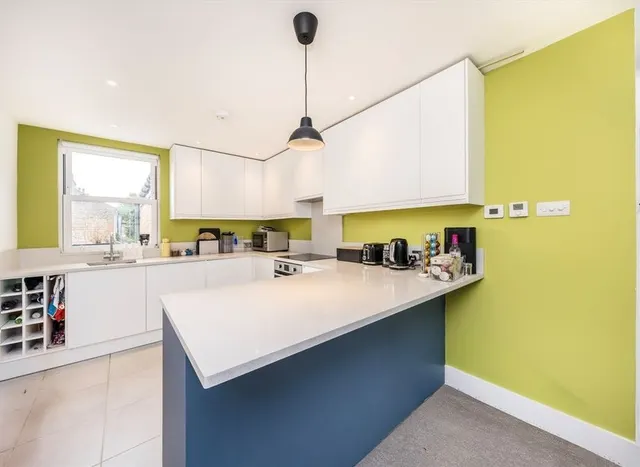 Quicks Road, Wimbledon, SW19, photo 1