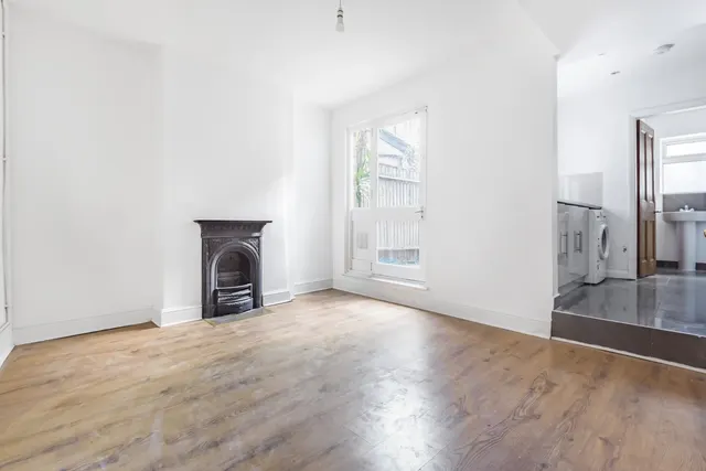 Shooters Hill, London, SE18, photo 1