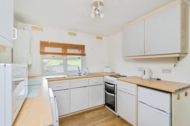 Totnes Road, Paignton, TQ4, photo 3