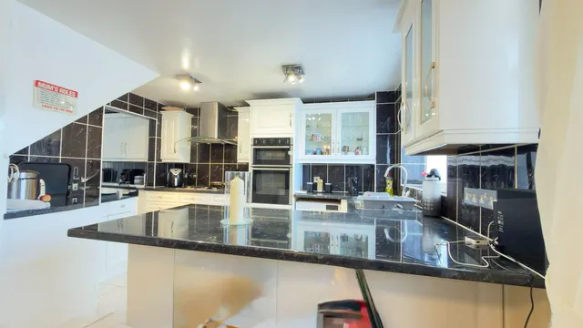 Imjin Road, Cheltenham, GL52, photo 2