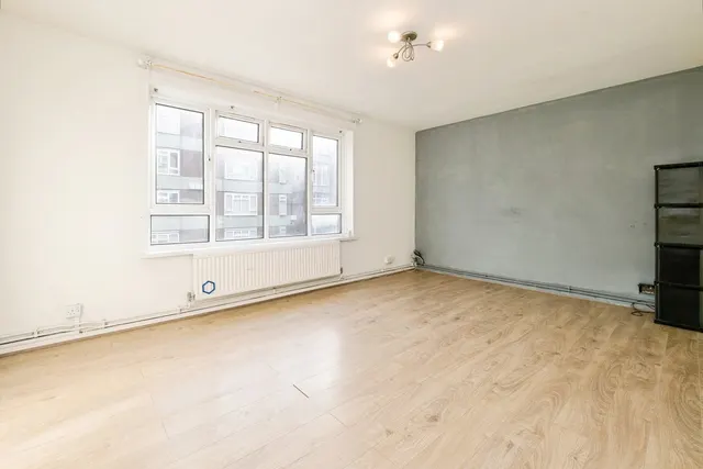 Photo 3 — Diban Court, Diban Avenue, Hornchurch, RM12