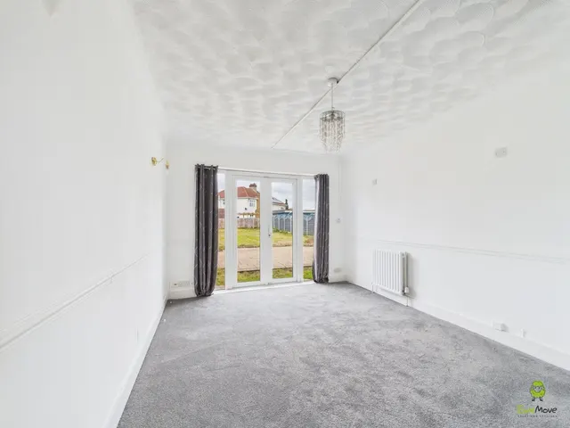 Long Lane, Bexleyheath, DA7, photo 2
