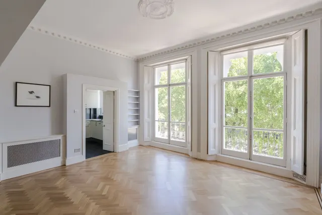 Photo 3 — Pembridge Villas, Notting Hill, London, W11 3EL