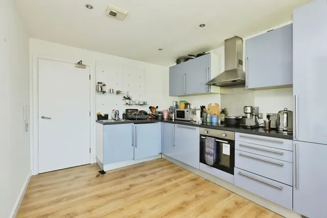 Photo 3 — Ecclesall Road, Sheffield, South Yorkshire, S11