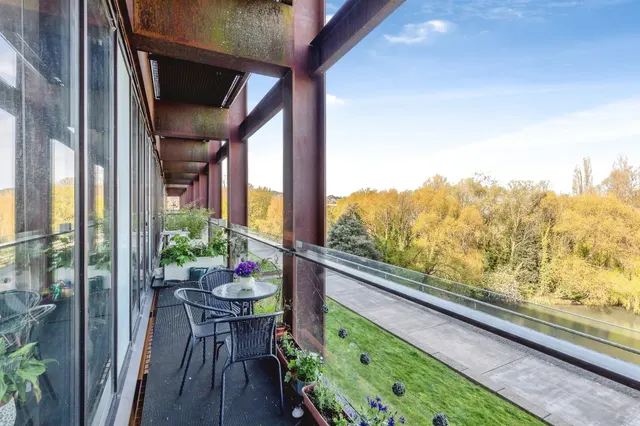 Lake Shore Drive, Bristol, BS13, photo 1