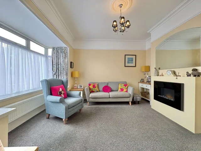 Hackworth Road, Shildon, DL4, photo 3
