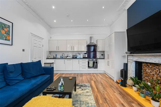 Creffield Road, London, W5, photo 1