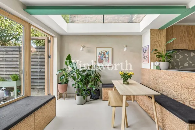 Morrison Avenue, London, N17, photo 1