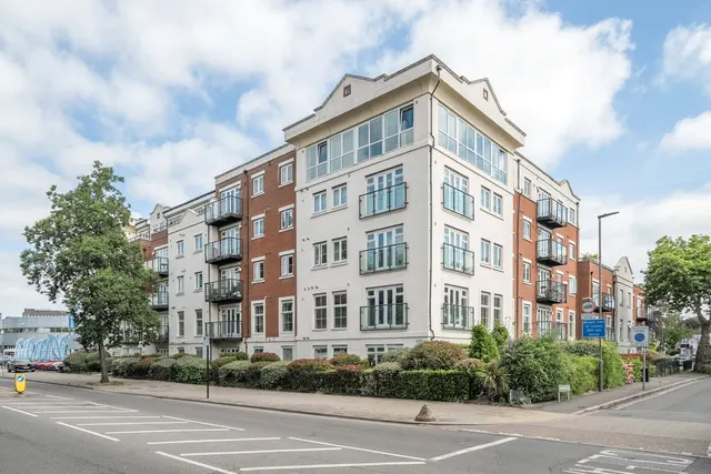 Masons Hill, BR2, photo 1