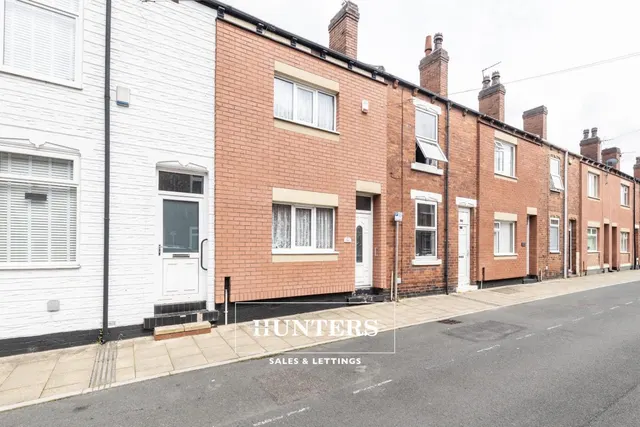 Rhodes Street, Castleford, photo 1