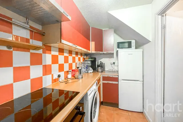 Fleetham Gardens, RG6, photo 2