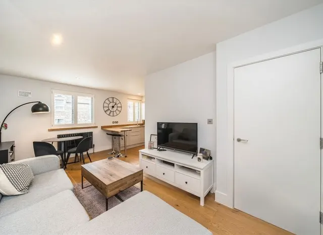 Oakhurst Grove, East Dulwich, SE22, photo 1