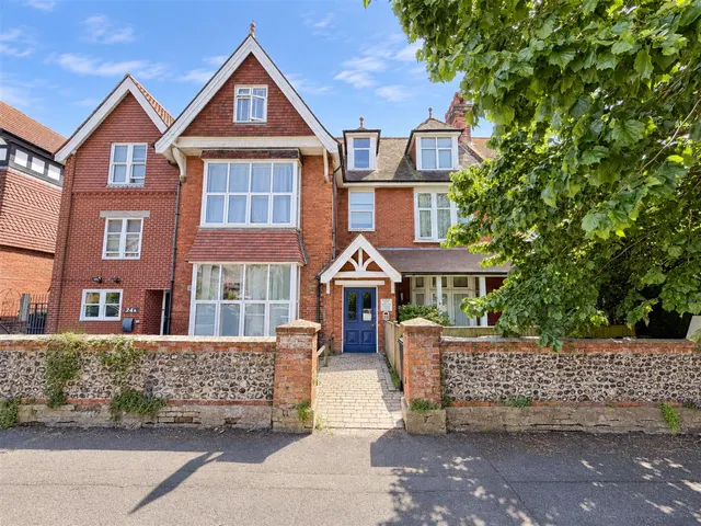 Enys Road, Eastbourne, BN21 2DX, photo 1