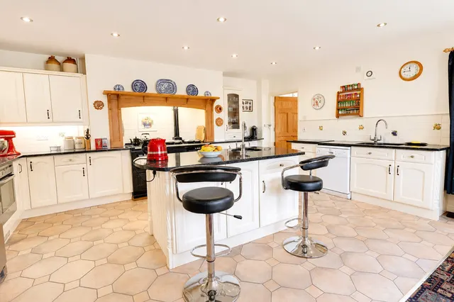 Brockwell Lane, Wootton Courtenay, photo 3