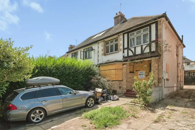 Coldean Lane, Brighton, photo 1